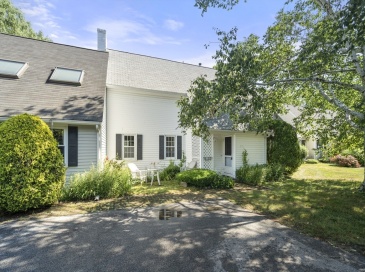 12 State Rd, Plymouth, Massachusetts, 2 Bedrooms Bedrooms, 4 Rooms Rooms,1.5 BathroomsBathrooms,Residential,For Sale,State Rd,73542702