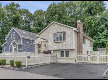 43 Deerfield Ave, Westwood, Massachusetts, 3 Bedrooms Bedrooms, 8 Rooms Rooms,2 BathroomsBathrooms,Residential Lease,For Rent,Deerfield Ave,73542705 43 Deerfield Ave, Westwood, Massachusetts, 3 Bedrooms Bedrooms, 8 Rooms Rooms,2 BathroomsBathrooms,Residential Lease,For Rent,Deerfield Ave,73542705