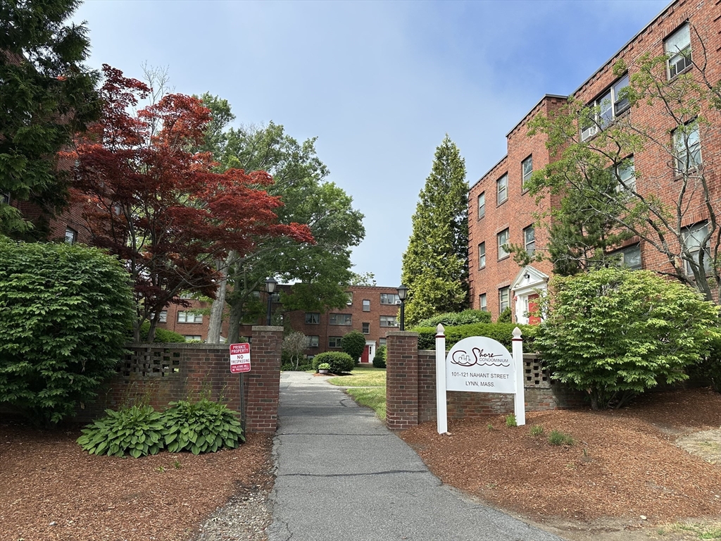 101 Nahant St, Lynn, Massachusetts, 1 Bedroom Bedrooms, 3 Rooms Rooms,1 BathroomBathrooms,Residential,For Sale,Nahant St,73542708