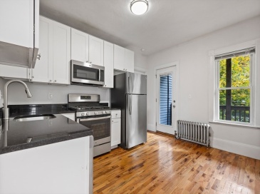 39 Bradley St, Somerville, Massachusetts, 3 Bedrooms Bedrooms, 5 Rooms Rooms,1 BathroomBathrooms,Residential Lease,For Rent,Bradley St,73542739 39 Bradley St, Somerville, Massachusetts, 3 Bedrooms Bedrooms, 5 Rooms Rooms,1 BathroomBathrooms,Residential Lease,For Rent,Bradley St,73542739