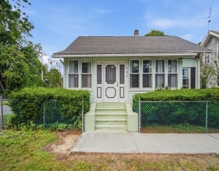 117 Burghardt St, Springfield, Massachusetts, 5 Bedrooms Bedrooms, 7 Rooms Rooms,2 BathroomsBathrooms,Residential,For Sale,Burghardt St,73542738