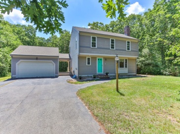 4 Carver Dr, Sandwich, Massachusetts, 4 Bedrooms Bedrooms, 7 Rooms Rooms,2 BathroomsBathrooms,Residential,For Sale,Carver Dr,73542757 4 Carver Dr, Sandwich, Massachusetts, 4 Bedrooms Bedrooms, 7 Rooms Rooms,2 BathroomsBathrooms,Residential,For Sale,Carver Dr,73542757