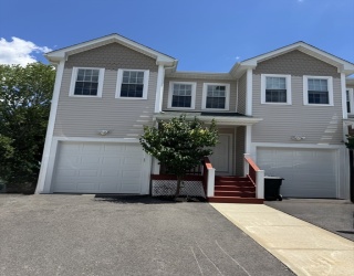 40 Winchester Lane, Fall River, Massachusetts, 3 Bedrooms Bedrooms, 2 Rooms Rooms,1.5 BathroomsBathrooms,Residential,For Sale,Winchester Lane,73542760