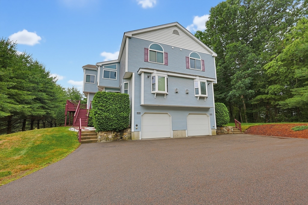 3103 Maple Brook Rd, Bellingham, Massachusetts, 2 Bedrooms Bedrooms, 5 Rooms Rooms,2.5 BathroomsBathrooms,Residential Lease,For Rent,Maple Brook Rd,73542716