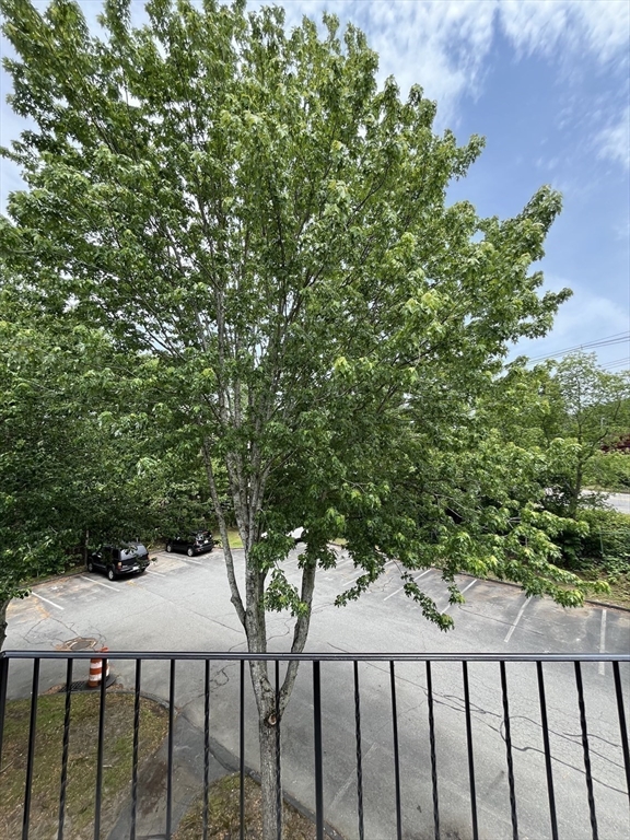 1261 Church, New Bedford, Massachusetts, 2 Bedrooms Bedrooms, 4 Rooms Rooms,1 BathroomBathrooms,Residential,For Sale,Church,73542783