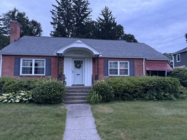 117 Hopkins Pl, Longmeadow, Massachusetts, 2 Bedrooms Bedrooms, 5 Rooms Rooms,1.5 BathroomsBathrooms,Residential,For Sale,Hopkins Pl,73542790