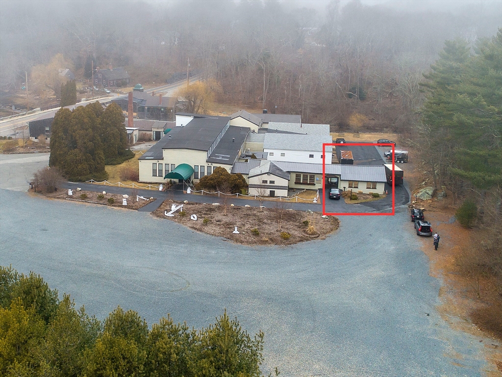 42 Elm, Kingston, Massachusetts, ,Commercial Lease,For Rent,Elm,73542862