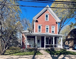 93 Peirce St, Middleboro, Massachusetts, 2 Bedrooms Bedrooms, 5 Rooms Rooms,1 BathroomBathrooms,Residential Lease,For Rent,Peirce St,73542865