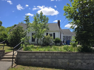 26 Edwin St, Randolph, Massachusetts, 2 Bedrooms Bedrooms, 5 Rooms Rooms,1 BathroomBathrooms,Residential,For Sale,Edwin St,73542875