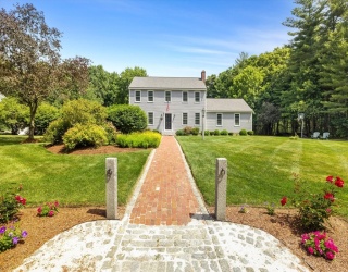 16 King Philip Path, Mendon, Massachusetts, 4 Bedrooms Bedrooms, 8 Rooms Rooms,2.5 BathroomsBathrooms,Residential,For Sale,King Philip Path,73542926