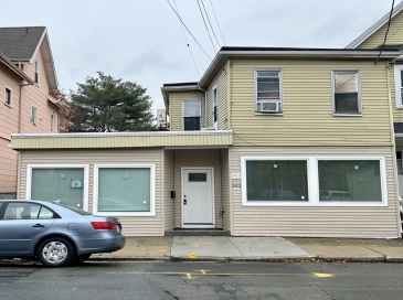 343 Highland Ave, Malden, Massachusetts, 3 Bedrooms Bedrooms, 7 Rooms Rooms,1.5 BathroomsBathrooms,Residential Lease,For Rent,Highland Ave,73515821 343 Highland Ave, Malden, Massachusetts, 3 Bedrooms Bedrooms, 7 Rooms Rooms,1.5 BathroomsBathrooms,Residential Lease,For Rent,Highland Ave,73515821