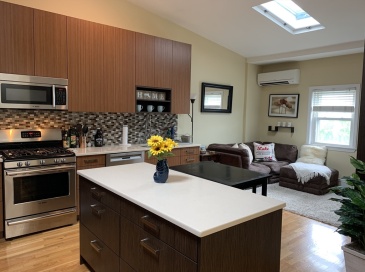 907 East 4th St., Boston, Massachusetts, 2 Bedrooms Bedrooms, 4 Rooms Rooms,1 BathroomBathrooms,Residential Lease,For Rent,East 4th St.,73539666