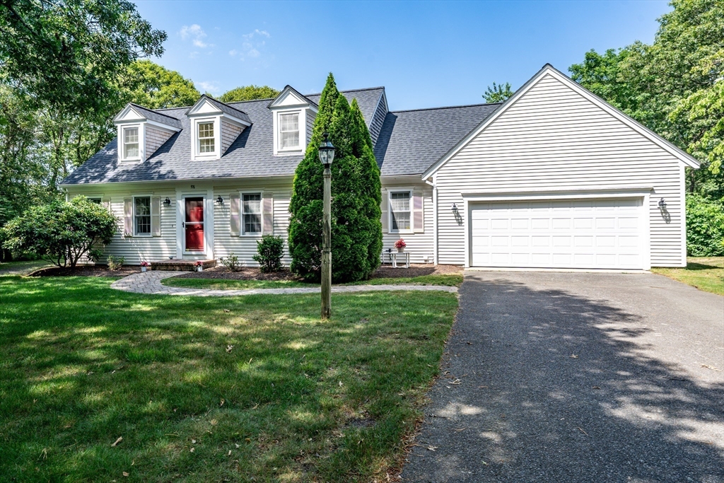 976 Route 6a, Yarmouth, Massachusetts, 3 Bedrooms Bedrooms, 6 Rooms Rooms,2.5 BathroomsBathrooms,Residential,For Sale,Route 6a,73537328