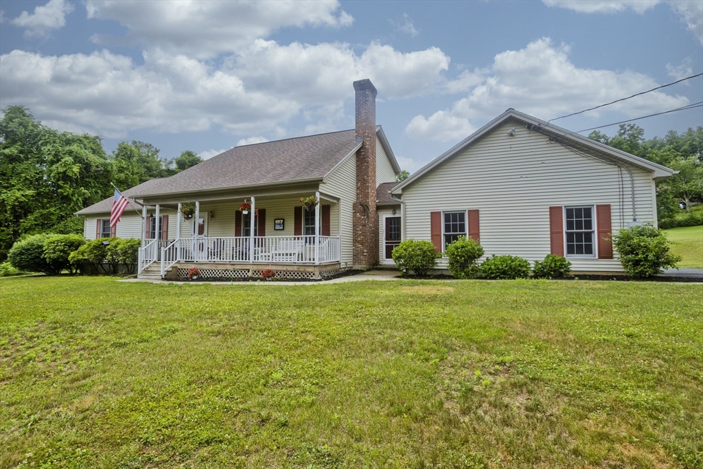 69 Klaus Anderson Rd, Southwick, Massachusetts, 3 Bedrooms Bedrooms, 6 Rooms Rooms,2 BathroomsBathrooms,Residential,For Sale,Klaus Anderson Rd,73542907