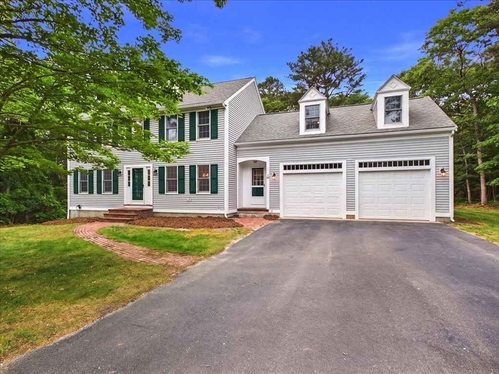 52 Barque Cir, Dennis, Massachusetts, 4 Bedrooms Bedrooms, 8 Rooms Rooms,2.5 BathroomsBathrooms,Residential,For Sale,Barque Cir,73542954