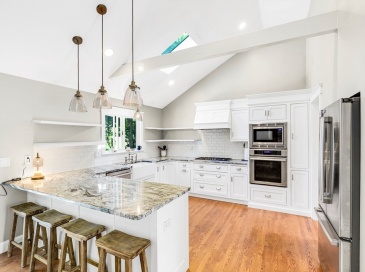 20 Hoyts Ln, Newburyport, Massachusetts, 3 Bedrooms Bedrooms, 9 Rooms Rooms,2 BathroomsBathrooms,Residential,For Sale,Hoyts Ln,73542967