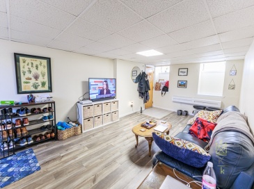 36 Park St, Brookline, Massachusetts, 2 Bedrooms Bedrooms, 4 Rooms Rooms,1 BathroomBathrooms,Residential Lease,For Rent,Park St,73542997 36 Park St, Brookline, Massachusetts, 2 Bedrooms Bedrooms, 4 Rooms Rooms,1 BathroomBathrooms,Residential Lease,For Rent,Park St,73542997