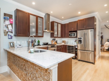 47 Pearl St, Boston, Massachusetts, 2 Bedrooms Bedrooms, 5 Rooms Rooms,2 BathroomsBathrooms,Residential Lease,For Rent,Pearl St,73543012