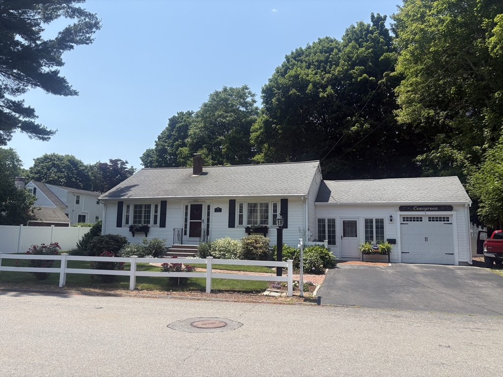 3 Oneil Dr, Westborough, Massachusetts, 2 Bedrooms Bedrooms, 5 Rooms Rooms,2 BathroomsBathrooms,Residential,For Sale,Oneil Dr,73543022