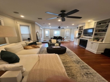 118 King St, Boston, Massachusetts, 3 Bedrooms Bedrooms, 6 Rooms Rooms,1 BathroomBathrooms,Residential Lease,For Rent,King St,73543023