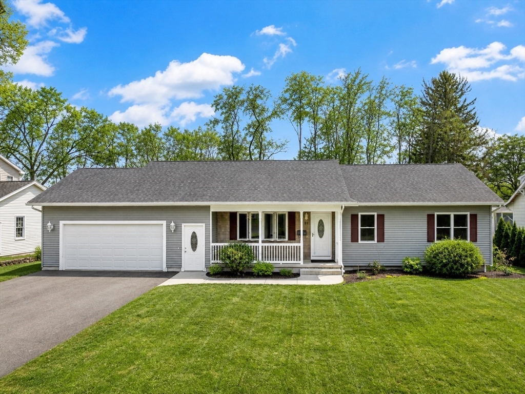 79 Beaudry Ave, Chicopee, Massachusetts, 3 Bedrooms Bedrooms, 7 Rooms Rooms,2.5 BathroomsBathrooms,Residential,For Sale,Beaudry Ave,73515954