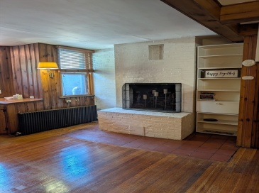 127 Bay State Road, Boston, Massachusetts, 2 Rooms Rooms,1 BathroomBathrooms,Residential Lease,For Rent,Bay State Road,73534520