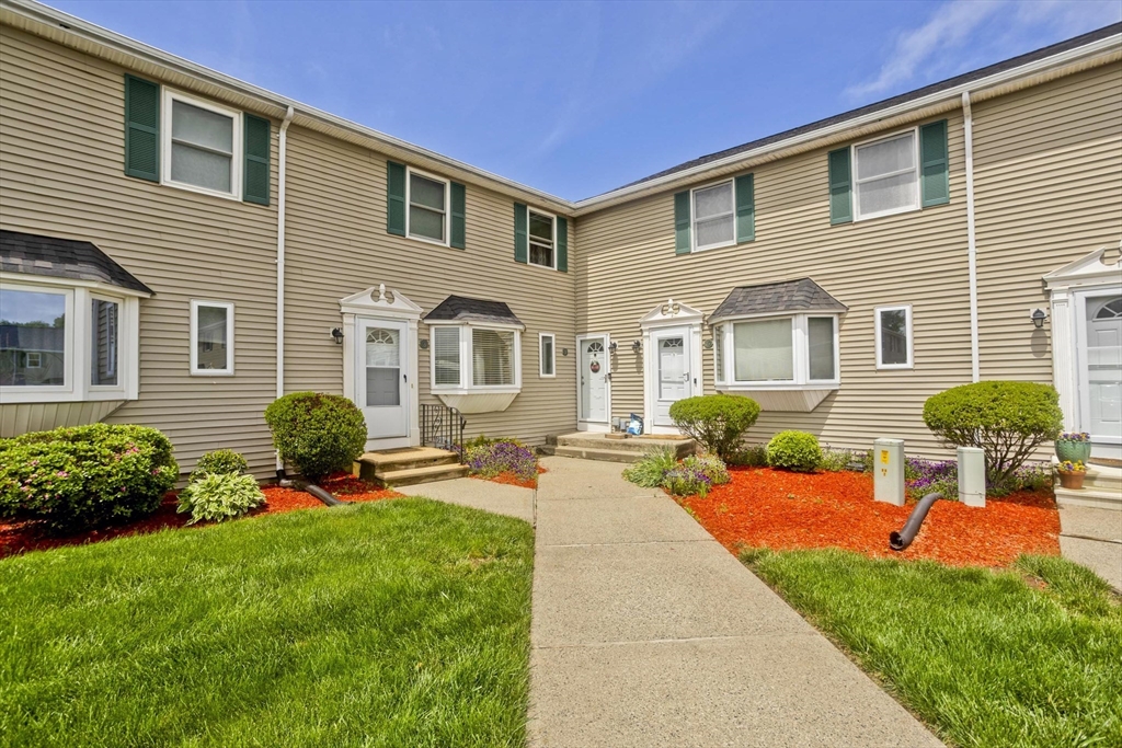 55 Pleasant, Granby, Massachusetts, 1 Bedroom Bedrooms, 4 Rooms Rooms,1 BathroomBathrooms,Residential,For Sale,Pleasant,73523063