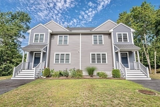 60A Danforth St, Taunton, Massachusetts, 3 Bedrooms Bedrooms, 6 Rooms Rooms,2.5 BathroomsBathrooms,Residential,For Sale,Danforth St,73502280