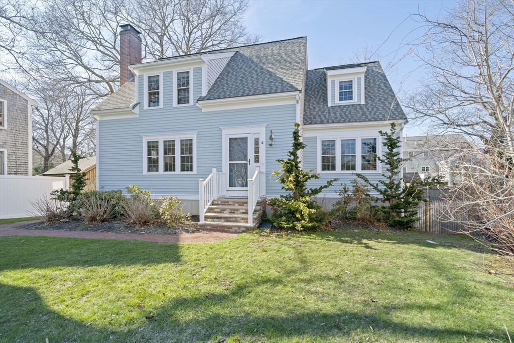 4 Fresh Brook Waye, Marshfield, Massachusetts, 3 Bedrooms Bedrooms, 7 Rooms Rooms,2 BathroomsBathrooms,Residential,For Sale,Fresh Brook Waye,73502973
