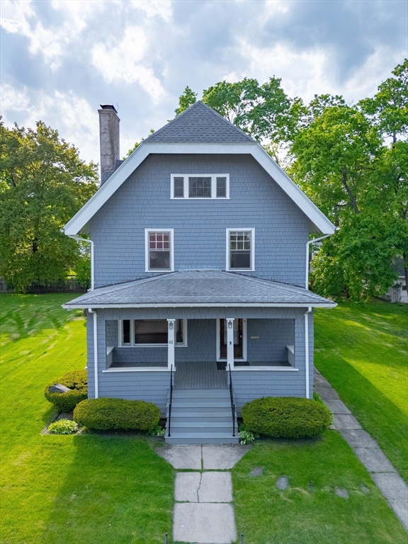 61 Cleveland St, Holyoke, Massachusetts, 4 Bedrooms Bedrooms, 9 Rooms Rooms,1.5 BathroomsBathrooms,Residential,For Sale,Cleveland St,73483206
