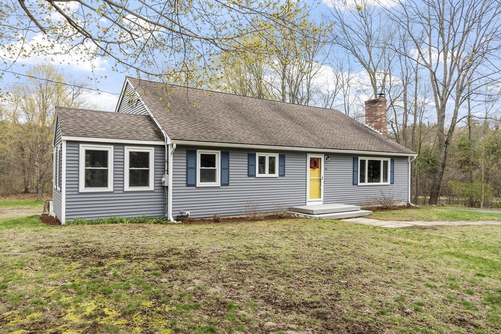 101 Williams Road, Ashburnham, Massachusetts, 3 Bedrooms Bedrooms, 7 Rooms Rooms,1.5 BathroomsBathrooms,Residential,For Sale,Williams Road,73513295