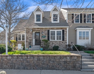 3 Sawyer Ln, Salisbury, Massachusetts, 3 Bedrooms Bedrooms, 6 Rooms Rooms,2.5 BathroomsBathrooms,Residential,For Sale,Sawyer Ln,73512599