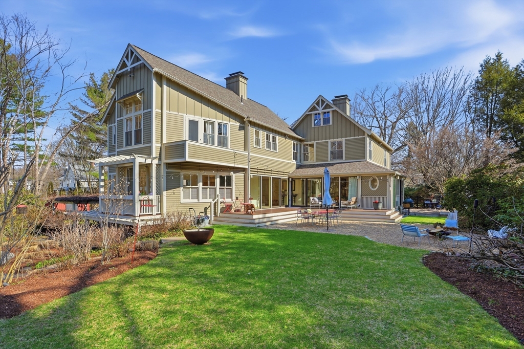 70 Reed Street, Lexington, Massachusetts, 5 Bedrooms Bedrooms, 13 Rooms Rooms,3.5 BathroomsBathrooms,Residential,For Sale,Reed Street,73502611