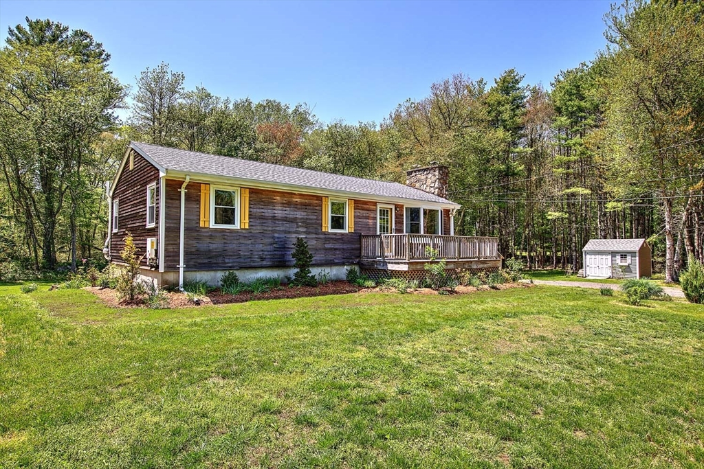 9 Division Road, Westport, Massachusetts, 3 Bedrooms Bedrooms, 5 Rooms Rooms,1 BathroomBathrooms,Residential,For Sale,Division Road,73522393