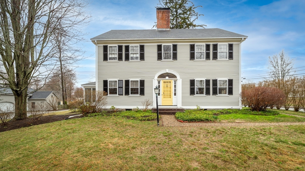 230 Asbury Street, Hamilton, Massachusetts, 4 Bedrooms Bedrooms, 13 Rooms Rooms,3 BathroomsBathrooms,Residential,For Sale,Asbury Street,73511798