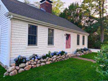 200 Main, Sandwich, Massachusetts, 4 Bedrooms Bedrooms, 8 Rooms Rooms,3.5 BathroomsBathrooms,Residential,For Sale,Main,73543033