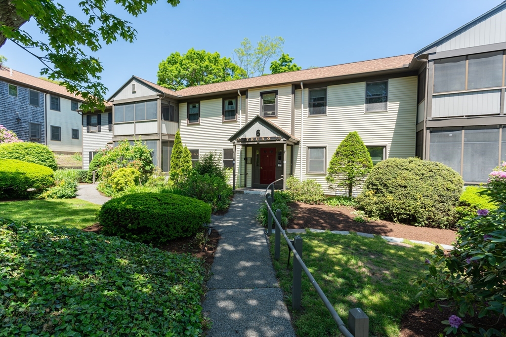 14 Harold Street, Harwich, Massachusetts, 2 Bedrooms Bedrooms, 5 Rooms Rooms,1 BathroomBathrooms,Residential,For Sale,Harold Street,73543053