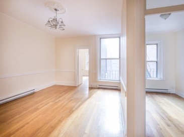154 Newbury St, Boston, Massachusetts, 2 Bedrooms Bedrooms, 4 Rooms Rooms,1 BathroomBathrooms,Residential Lease,For Rent,Newbury St,73543061 154 Newbury St, Boston, Massachusetts, 2 Bedrooms Bedrooms, 4 Rooms Rooms,1 BathroomBathrooms,Residential Lease,For Rent,Newbury St,73543061