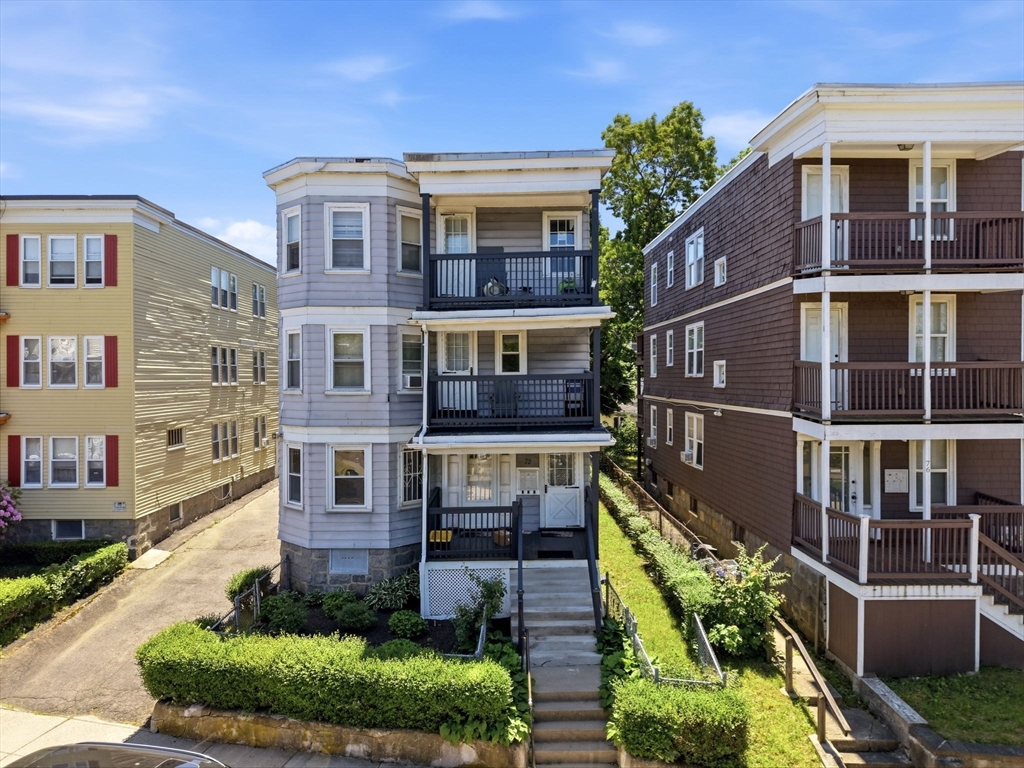 72 Olney St, Boston, Massachusetts, 3 Bedrooms Bedrooms, 5 Rooms Rooms,1 BathroomBathrooms,Residential Lease,For Rent,Olney St,73543066