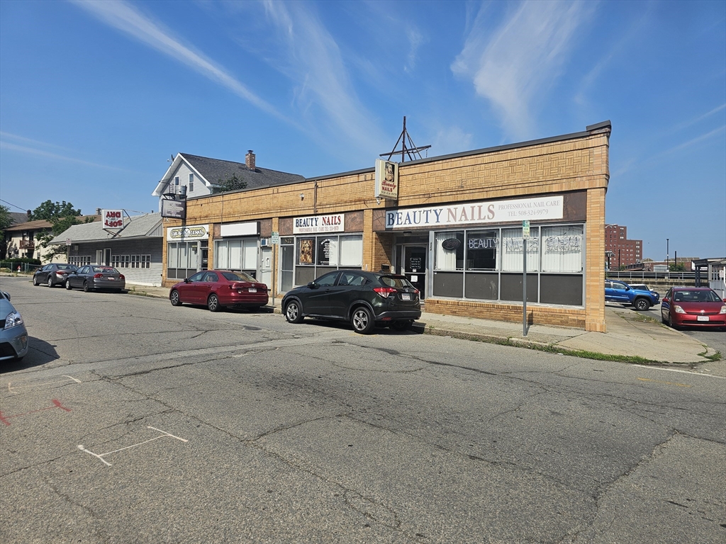820 North Main Street, Fall River, Massachusetts, ,Commercial Sale,For Sale,North Main Street,73543074