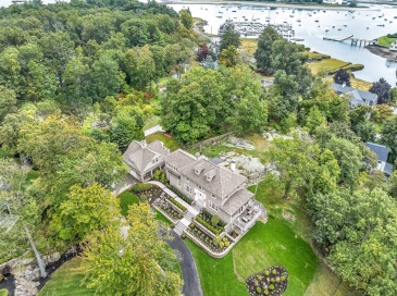 17 Atlantic Avenue, Cohasset, Massachusetts, 5 Bedrooms Bedrooms, 9 Rooms Rooms,3.5 BathroomsBathrooms,Residential Lease,For Rent,Atlantic Avenue,73543123