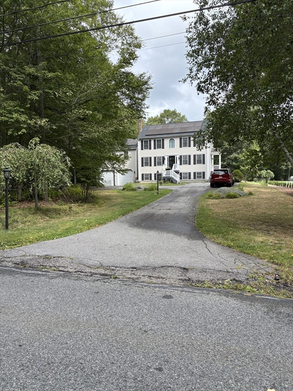 810 Tremont St, Dighton, Massachusetts, 3 Bedrooms Bedrooms, 7 Rooms Rooms,1.5 BathroomsBathrooms,Residential,For Sale,Tremont St,73543079
