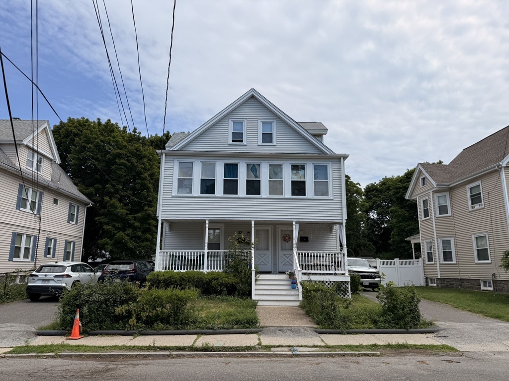 23 Gould Street, Wakefield, Massachusetts, 2 Bedrooms Bedrooms, 5 Rooms Rooms,1 BathroomBathrooms,Residential Lease,For Rent,Gould Street,73543084