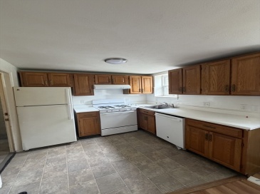 72 Cabot St, Beverly, Massachusetts, 1 Bedroom Bedrooms, 2 Rooms Rooms,1 BathroomBathrooms,Residential Lease,For Rent,Cabot St,73527114 72 Cabot St, Beverly, Massachusetts, 1 Bedroom Bedrooms, 2 Rooms Rooms,1 BathroomBathrooms,Residential Lease,For Rent,Cabot St,73527114