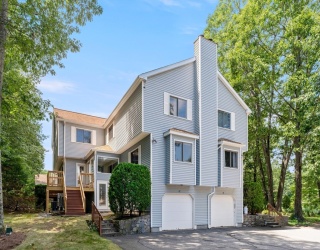 22 Arrowhead Cir, Ashland, Massachusetts, 2 Bedrooms Bedrooms, 5 Rooms Rooms,2.5 BathroomsBathrooms,Residential Lease,For Rent,Arrowhead Cir,73543166