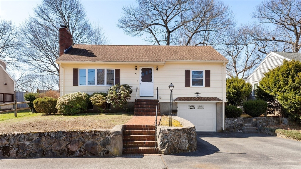 44 Piedmont St, Arlington, Massachusetts, 2 Bedrooms Bedrooms, 5 Rooms Rooms,2 BathroomsBathrooms,Residential,For Sale,Piedmont St,73503623