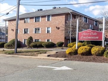 360 Neponset Street, Canton, Massachusetts, 2 Bedrooms Bedrooms, 5 Rooms Rooms,1 BathroomBathrooms,Residential Lease,For Rent,Neponset Street,73543168 360 Neponset Street, Canton, Massachusetts, 2 Bedrooms Bedrooms, 5 Rooms Rooms,1 BathroomBathrooms,Residential Lease,For Rent,Neponset Street,73543168