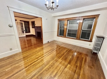 5 City View Road, Brookline, Massachusetts, 3 Bedrooms Bedrooms, 6 Rooms Rooms,1 BathroomBathrooms,Residential Lease,For Rent,City View Road,73508935