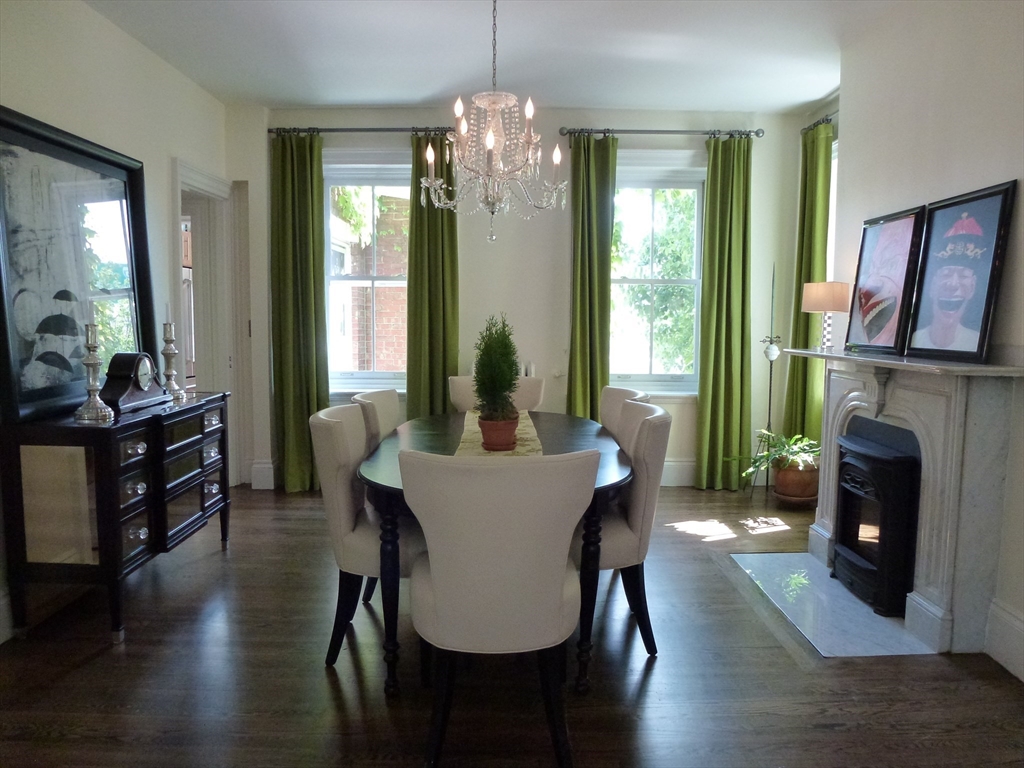 26 Adams, Boston, Massachusetts, 3 Bedrooms Bedrooms, 9 Rooms Rooms,3 BathroomsBathrooms,Residential Lease,For Rent,Adams,73531462