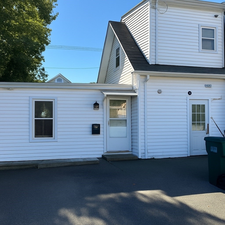 23 Wales St, Abington, Massachusetts, 1 Bedroom Bedrooms, 4 Rooms Rooms,1 BathroomBathrooms,Residential Lease,For Rent,Wales St,73490018